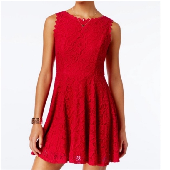NWT CITY STUDIO RED LACE DRESS SIZE 11 STRETCH LINED INTERIOR NEW WITH TAG - Picture 1 of 10